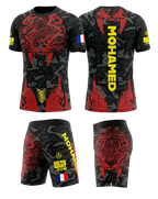 Ensemble MMA personnalisé OCTOGOAT — kit rashguard et short 
assortis collection TIGER sublimation pleine surface avec nom 
et drapeau sur-mesure