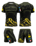 Ensemble MMA personnalisé OCTOGOAT collection WOLF Green
rashguard noir et vert khaki avec prénom et drapeau
