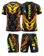 Equipement MMA technique personnalisée avec rashguard respirant et short assorti