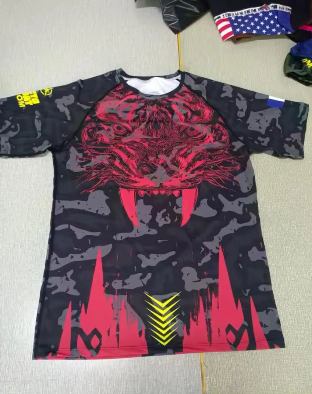Ensemble MMA Personnalisé "TIGER" - Nom + Drapeau | OCTOGOAT