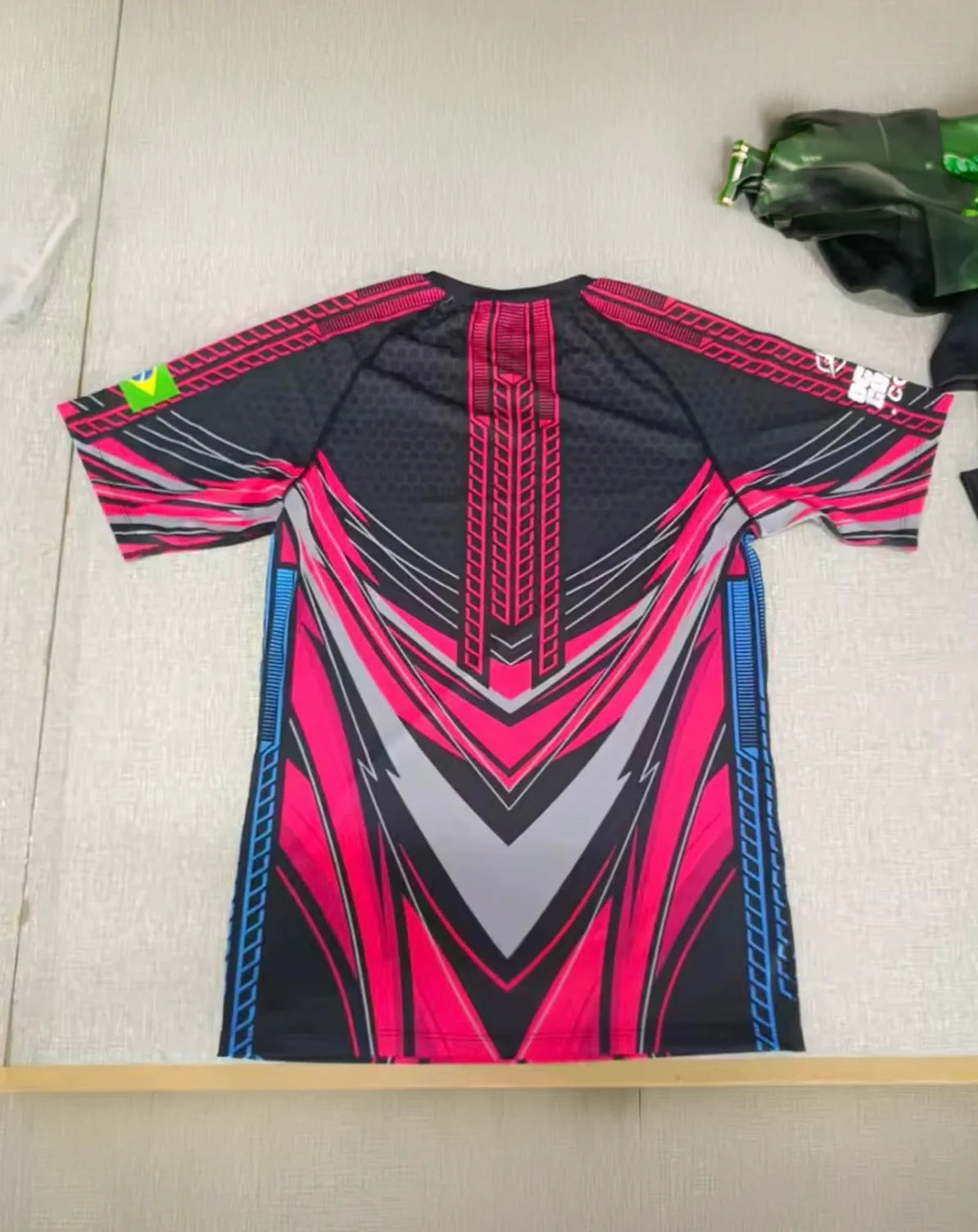 Ensemble MMA Personnalisé "TURBO Pink" - Nom + Drapeau | OCTOGOAT
